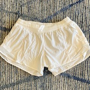 Lululemon Hotty Hot Short 4”